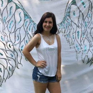 Meet your Posher, Stephanie